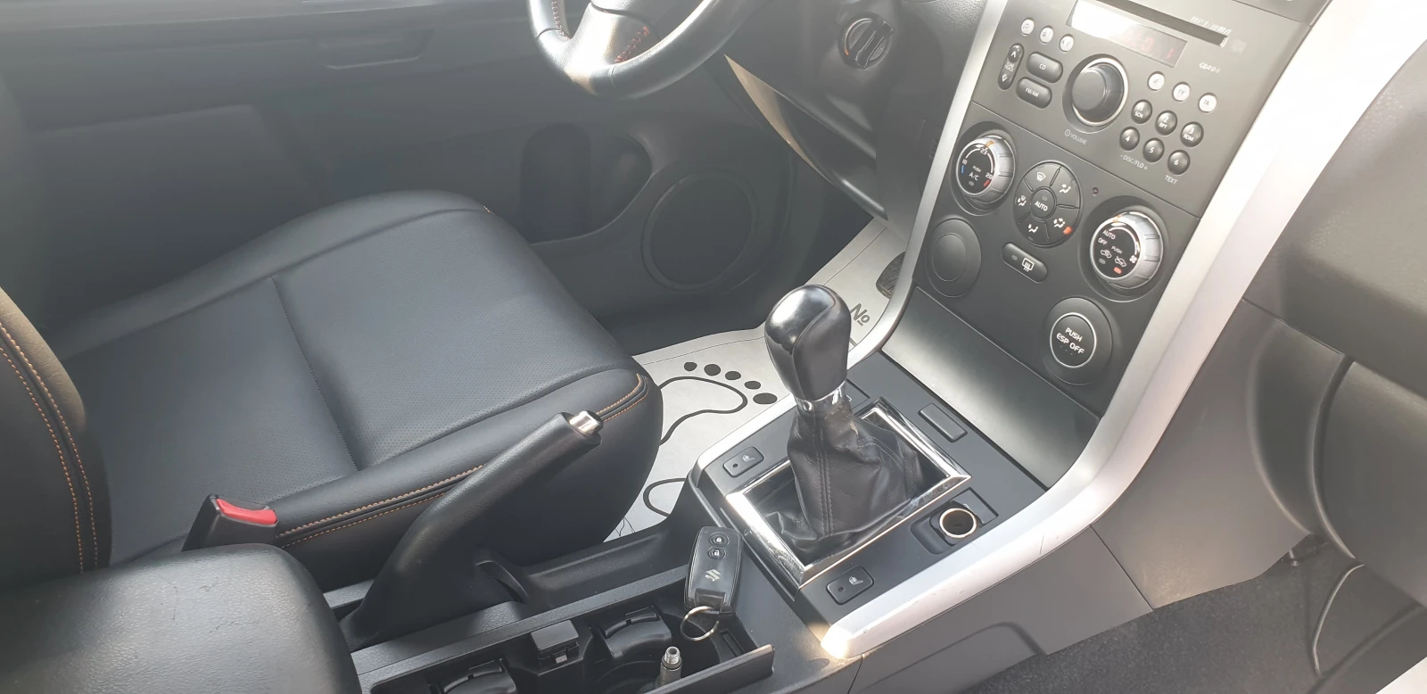 Suzuki Grand vitara 1.6i ГАЗ 139000км 4Х4 КОЖА ПОДГРЕВ КЕ ЛЕС   | Mobile.bg — изображение 13