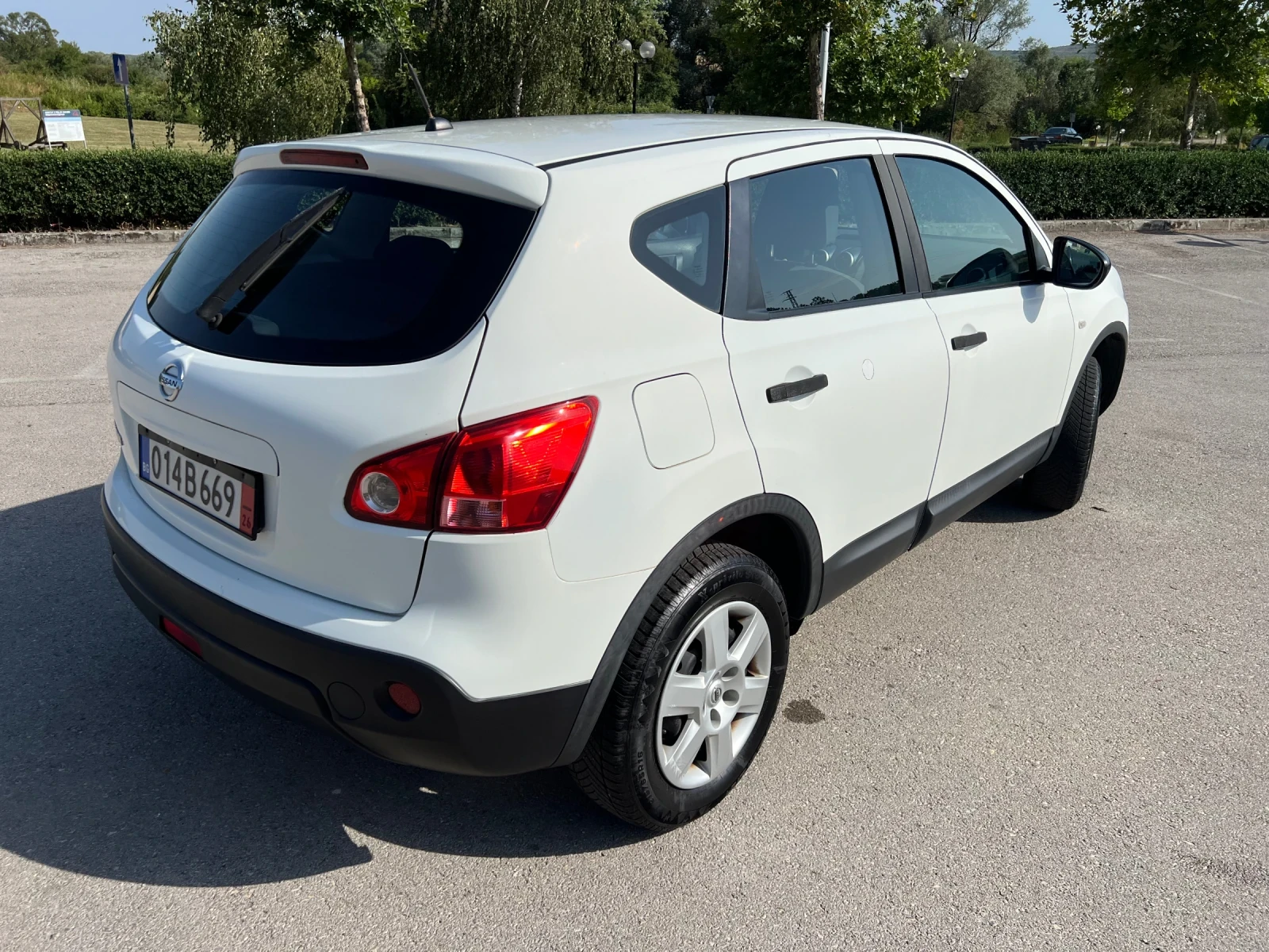 Nissan Qashqai 1.6I - изображение 3