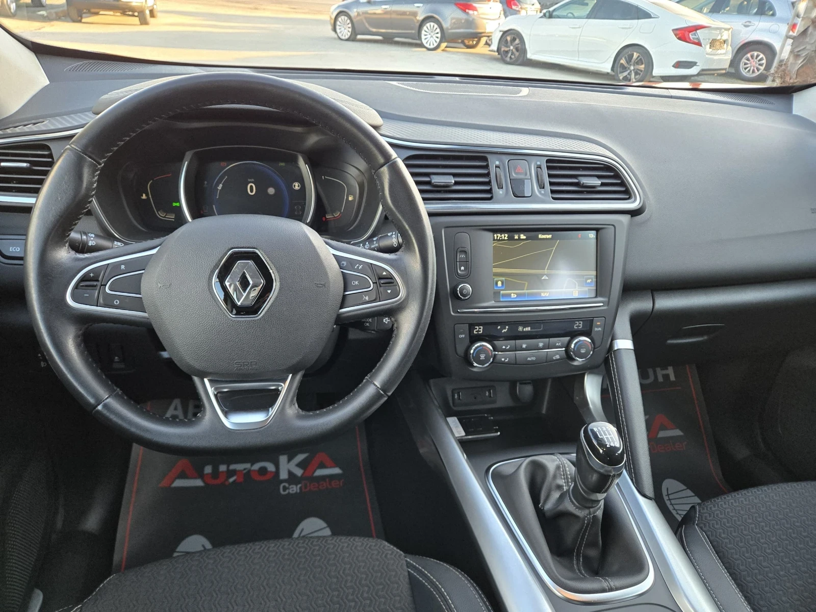 Renault Kadjar 1.6dci-131кс= 4х4= 6СК= АВТОПИЛОТ= НАВИ= СЕРВ.ИСТО, снимка 11 - Автомобили и джипове - 53821154