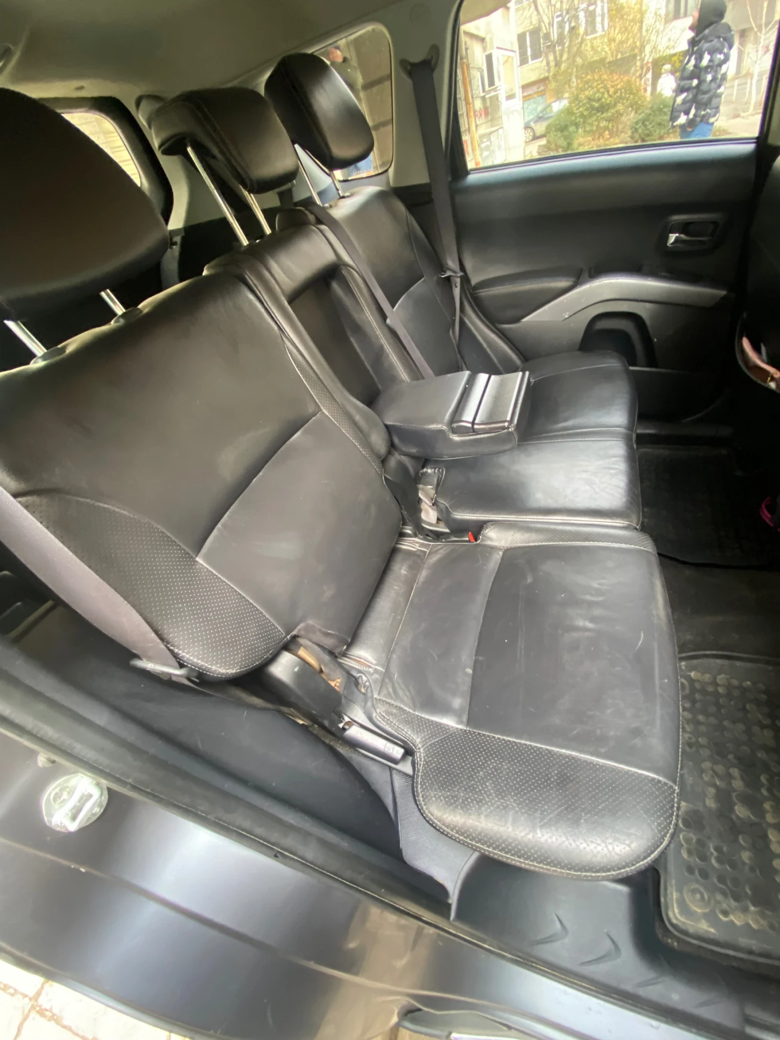 Citroen C-Crosser 2.2 hid, снимка 10 - Автомобили и джипове - 54009228