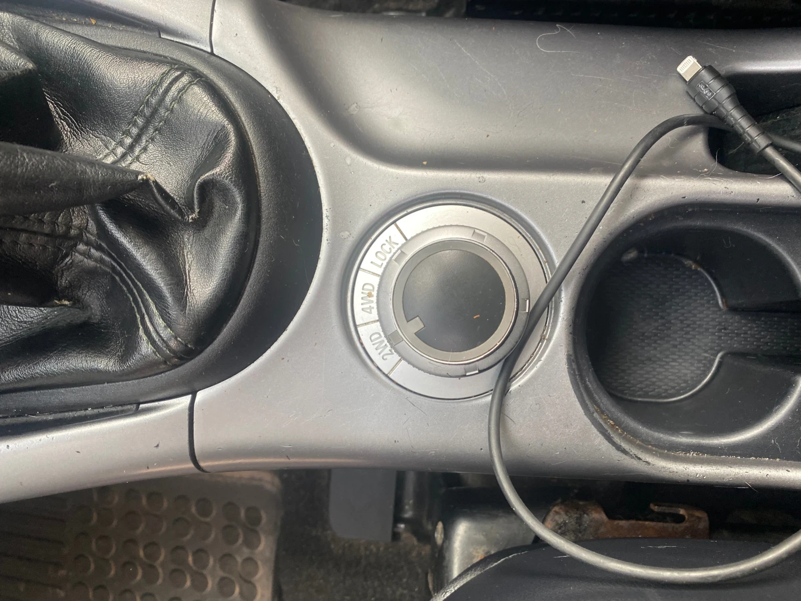 Citroen C-Crosser 2.2 hid, снимка 9 - Автомобили и джипове - 54009228