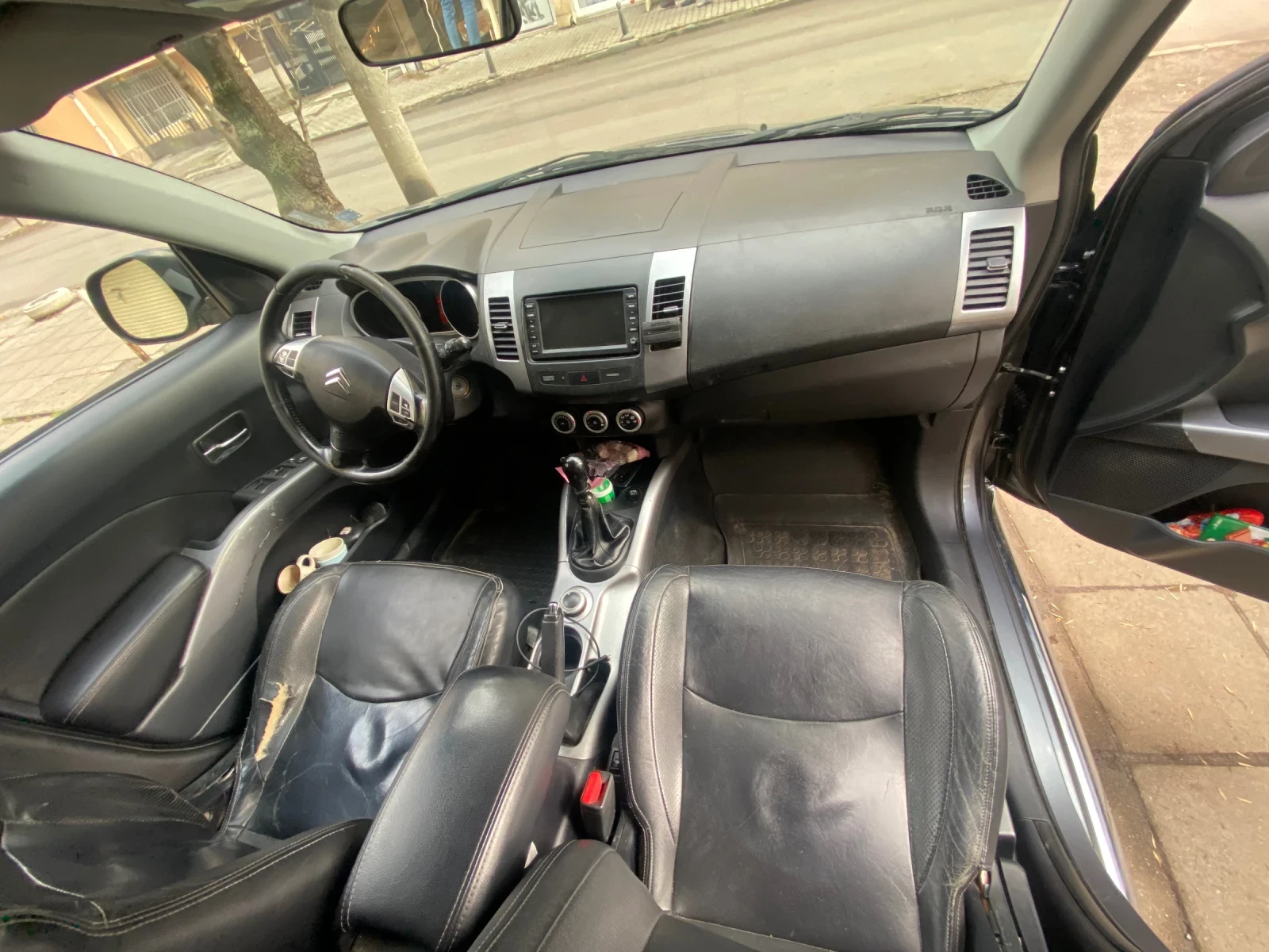 Citroen C-Crosser 2.2 hid, снимка 11 - Автомобили и джипове - 54009228