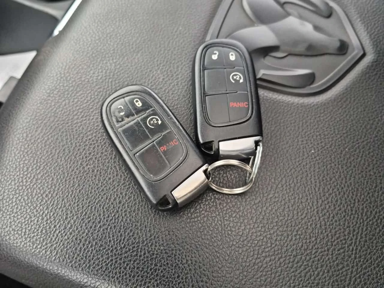 Dodge RAM 1500 * LARAMIE CREW CAB SHORT BED * CARFAX * ЦЕНА ДО БГ, снимка 9 - Автомобили и джипове - 54080231