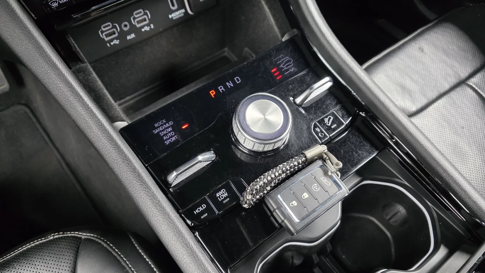 Jeep Grand cherokee 3.6 Overland, снимка 13 - Автомобили и джипове - 54456896