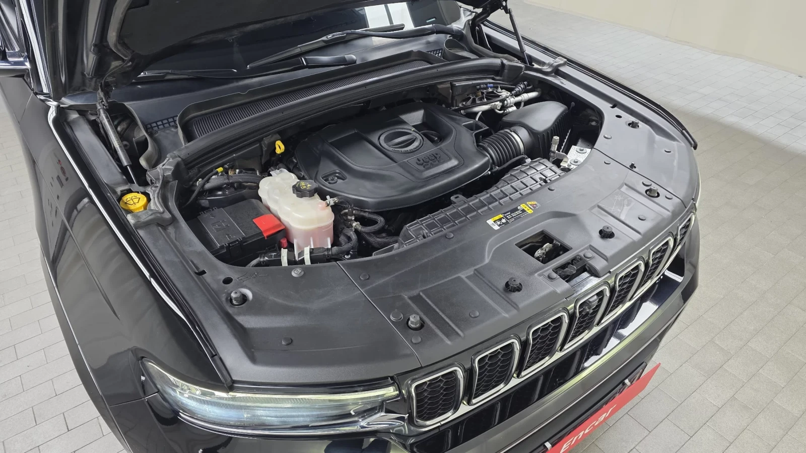 Jeep Grand cherokee 3.6 Overland, снимка 16 - Автомобили и джипове - 54456896