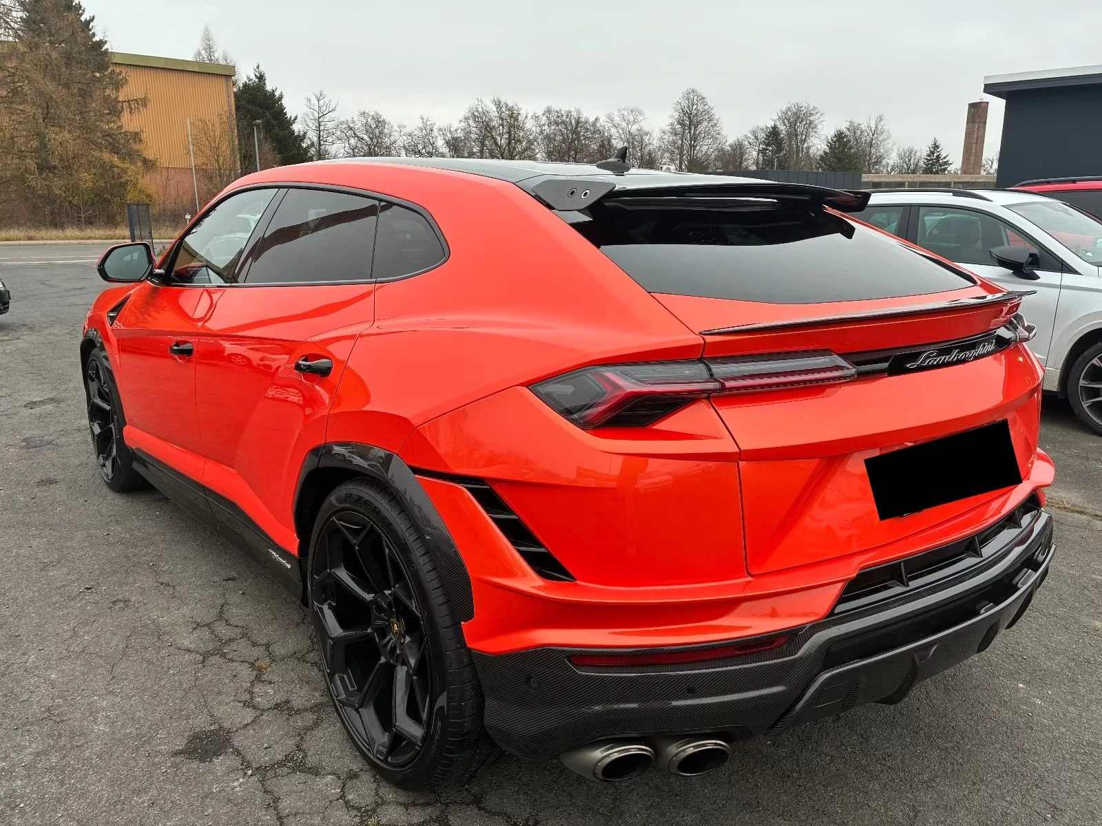 Lamborghini Urus Performante Carbon, снимка 7 - Автомобили и джипове - 54616327