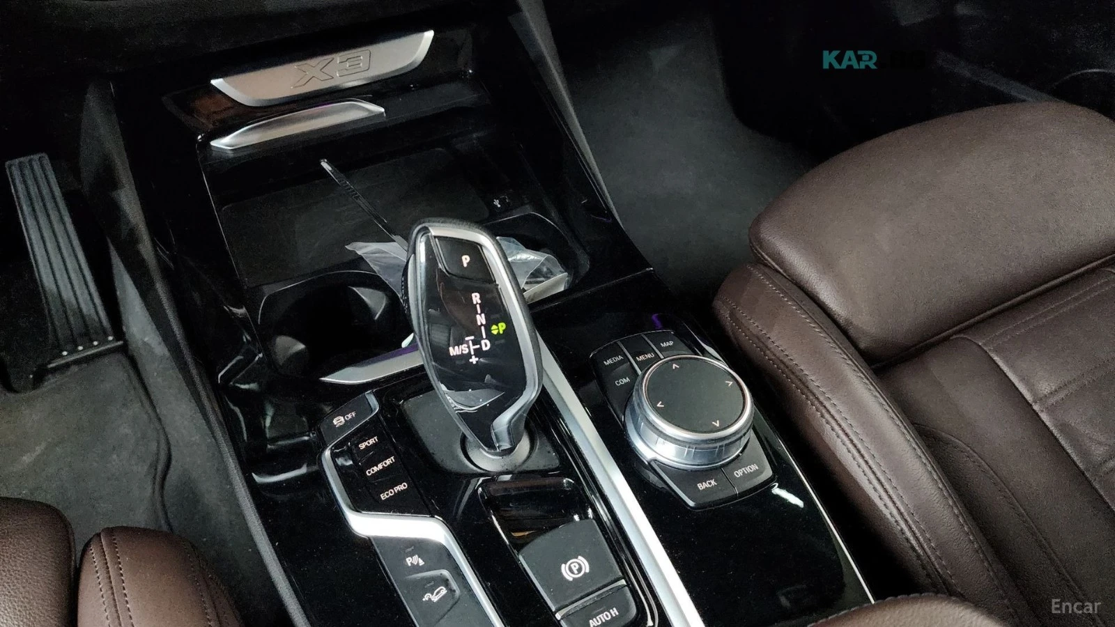 BMW X3 * ПАНО* KEYLESS* Camera* ПОДГРЕВ* , снимка 9 - Автомобили и джипове - 55098748