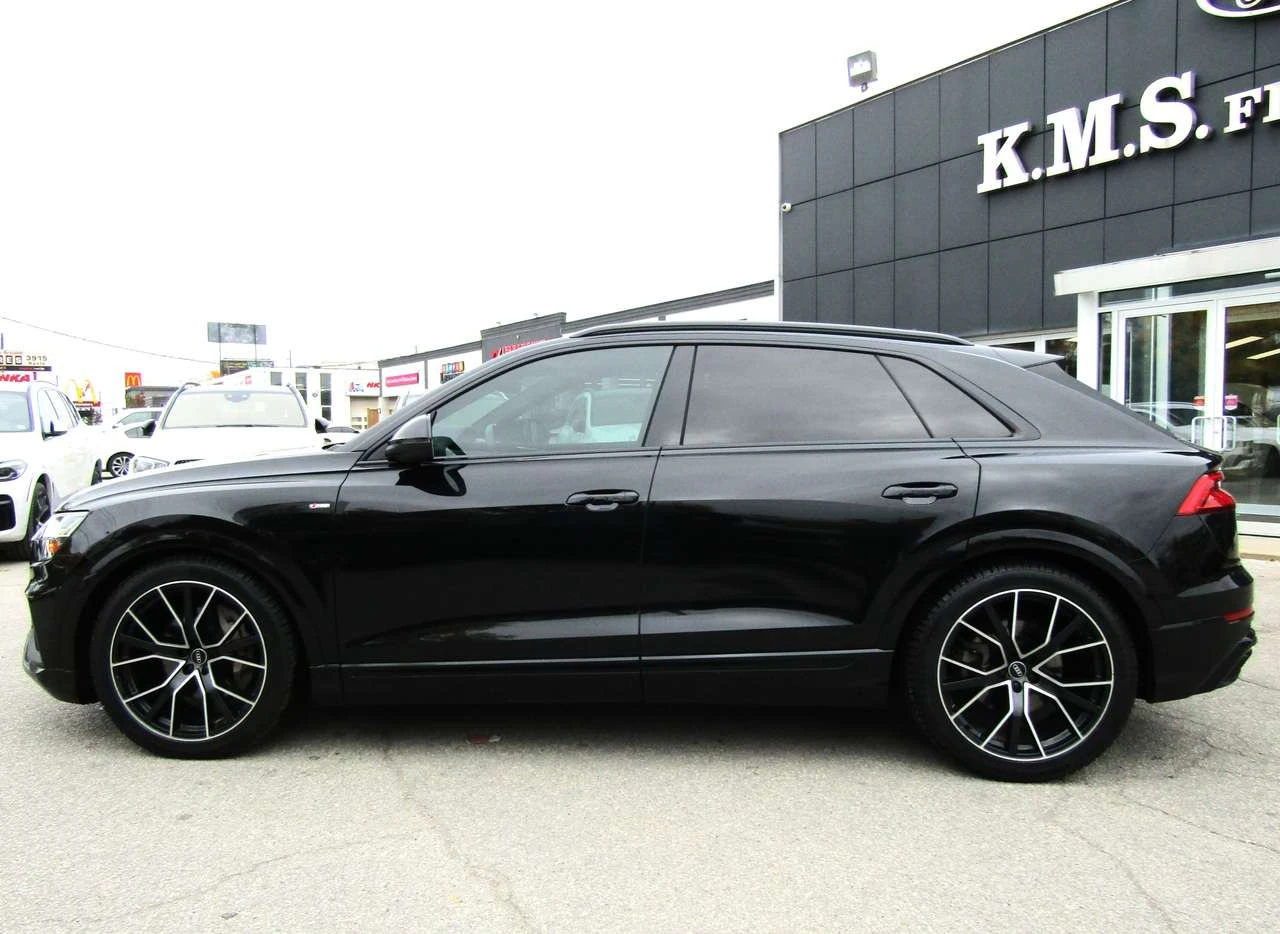 Audi Q8 TECHNIK/ BLACK OPTIC, снимка 4 - Автомобили и джипове - 56677589