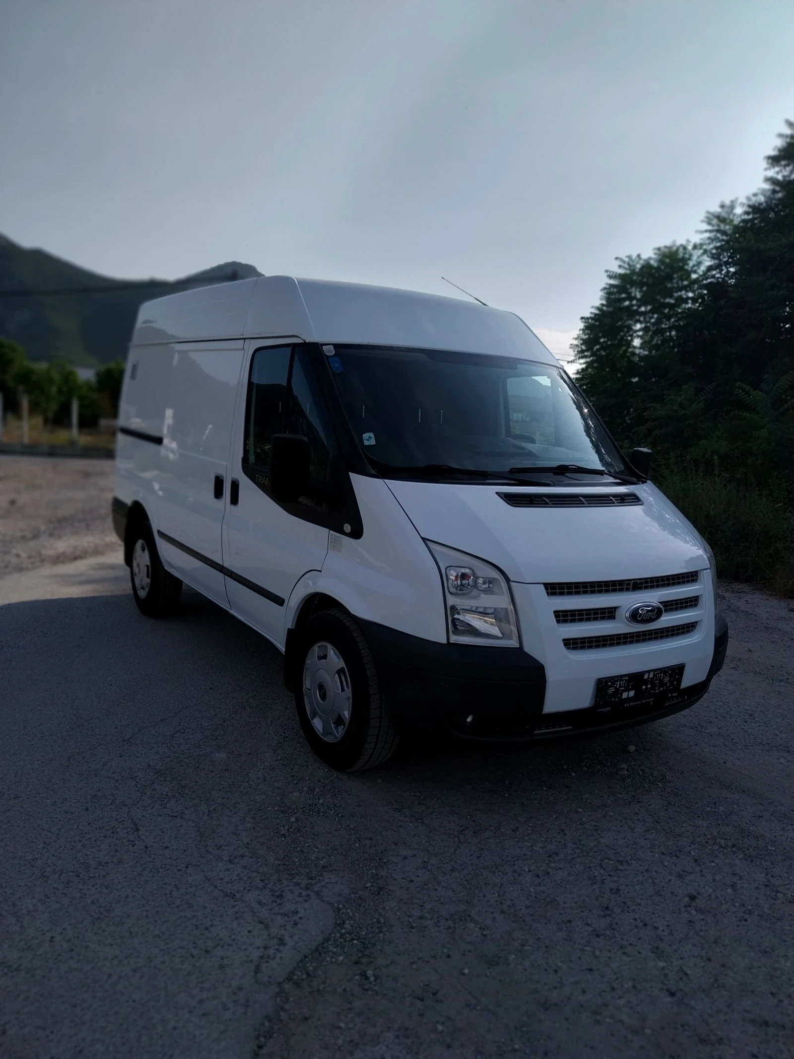Ford Transit 2.2 - изображение 2