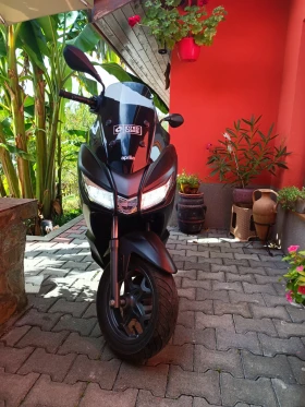 Aprilia 50 SXR, снимка 1