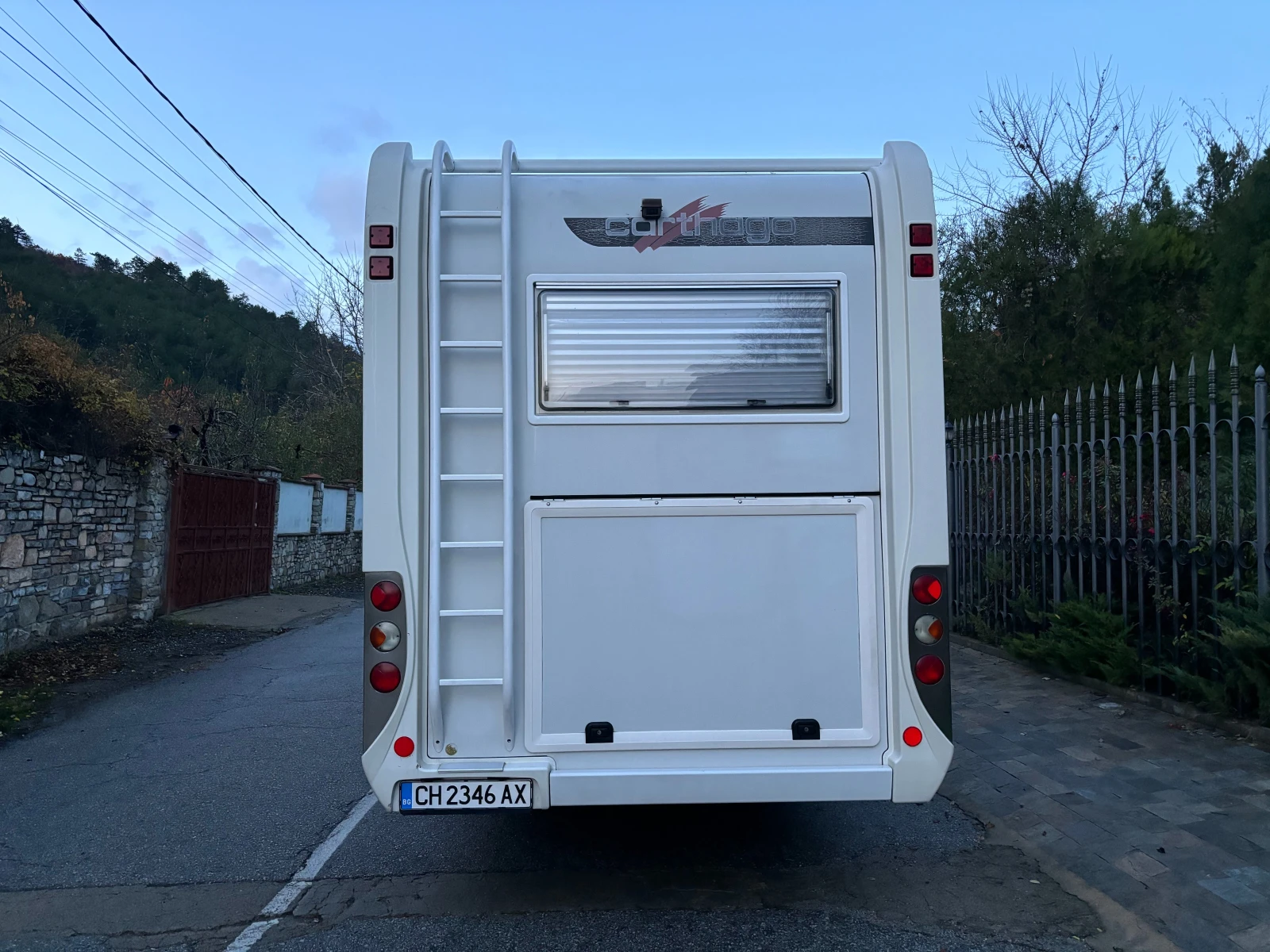 Кемпер Carthago Mercedes 616 - изображение 4