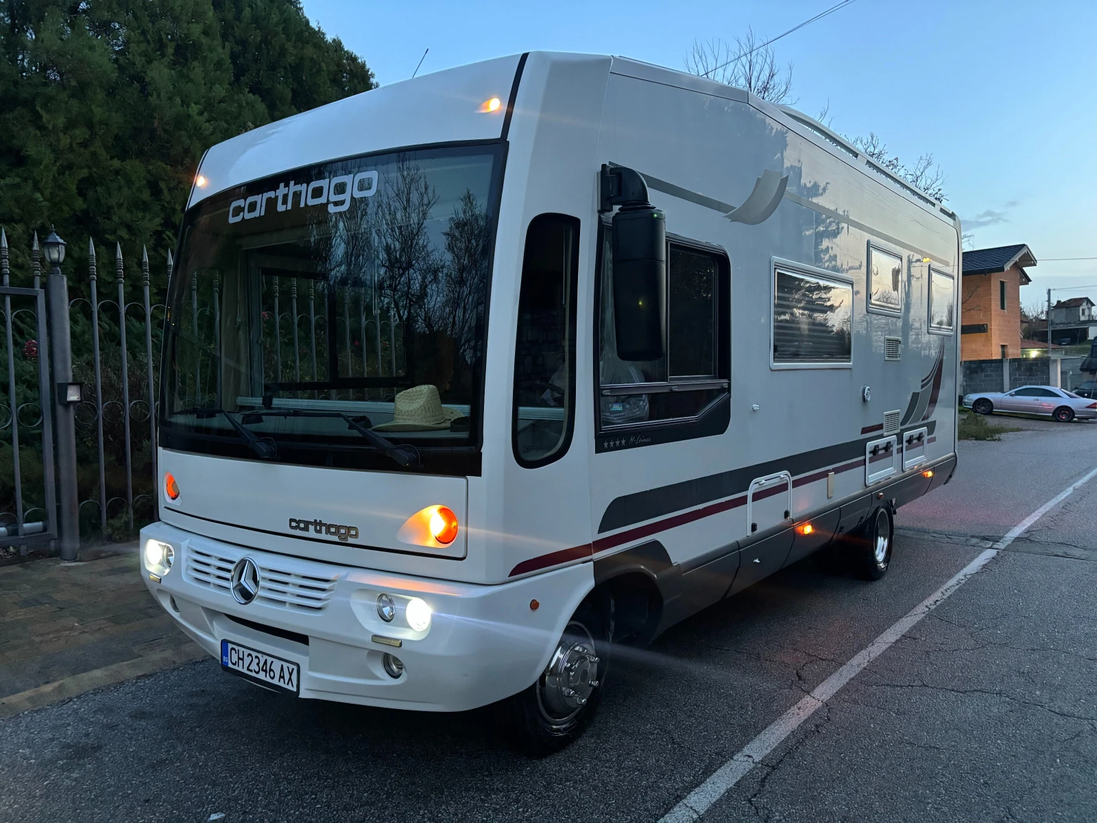 Кемпер Carthago Mercedes 616 - изображение 8