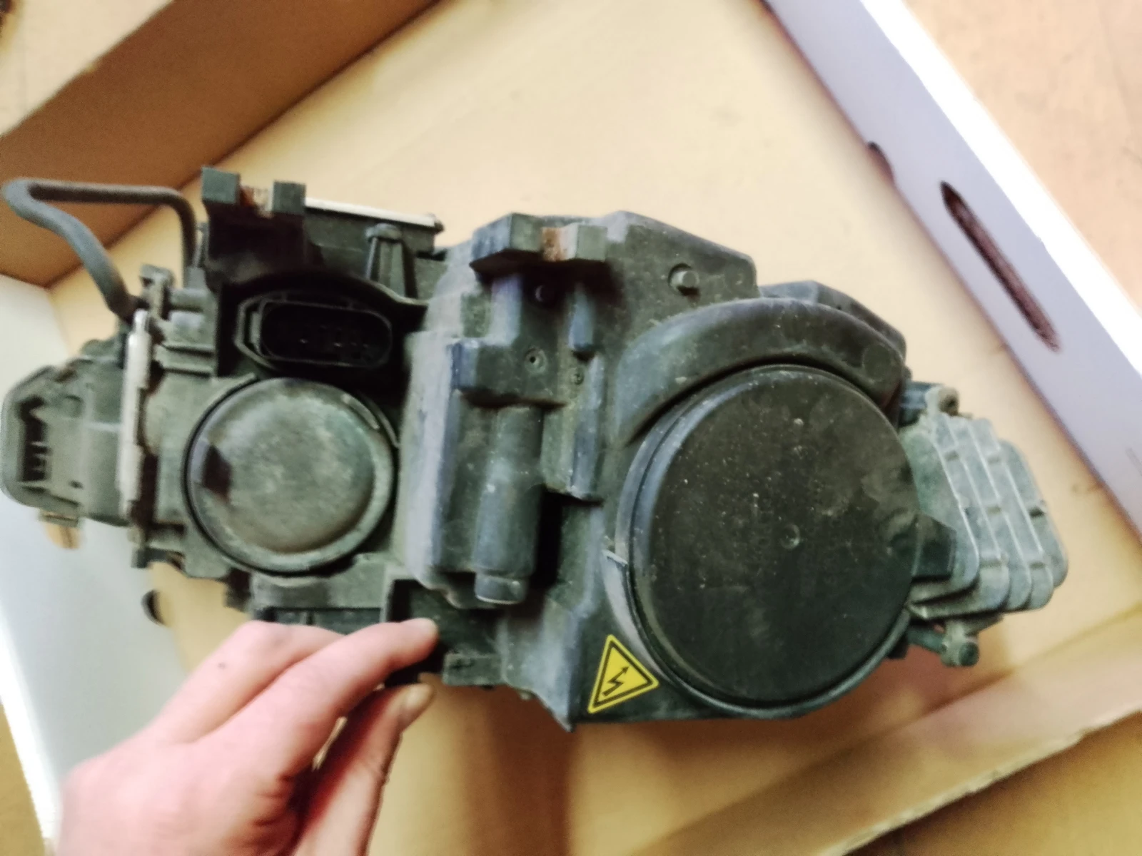 8T0941031D ��� ��� �� ���� �5 | Mobile.bg � ����������� 5