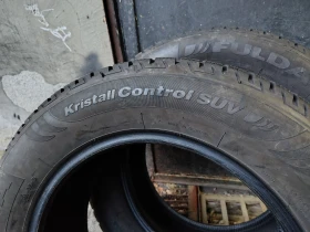 Гуми Зимни 225/65R17, снимка 6