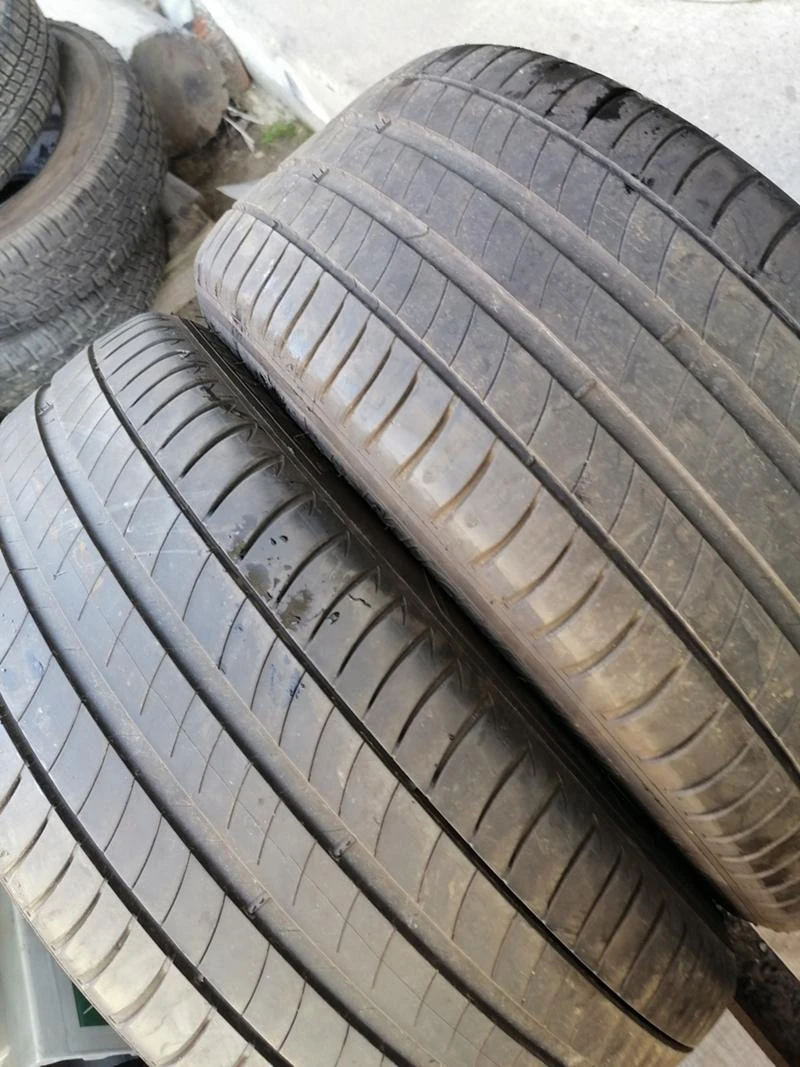 Гуми Летни 245/45R18, снимка 2 - Гуми и джанти - 31528476