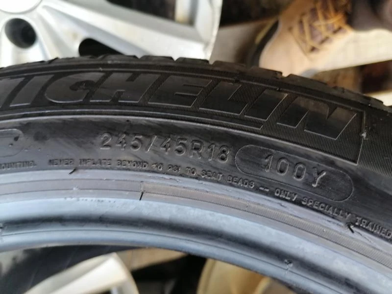 Гуми Летни 245/45R18, снимка 9 - Гуми и джанти - 31528476