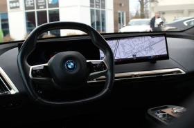 BMW iX ДИСТРОНИК* МАСАЖ* МЪРТВА ТОЧКА* 360 КАМЕРА* ПАНО, снимка 6