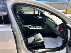 Jaguar XE 3.0d V6 Prestige 300к.с, снимка 15