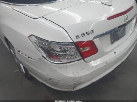 Mercedes-Benz E 500 5.5L V-8 DOHC, VVT, 382HP* КЛИП НА МОТОРА | Auto.bg — изображение 6