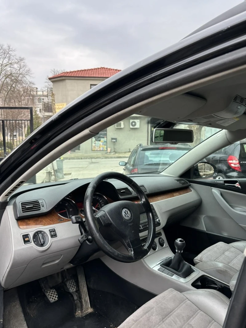 VW Passat 2.0 TDI  6 ск. НОВ ВНОС  , снимка 8 - Автомобили и джипове - 47465549