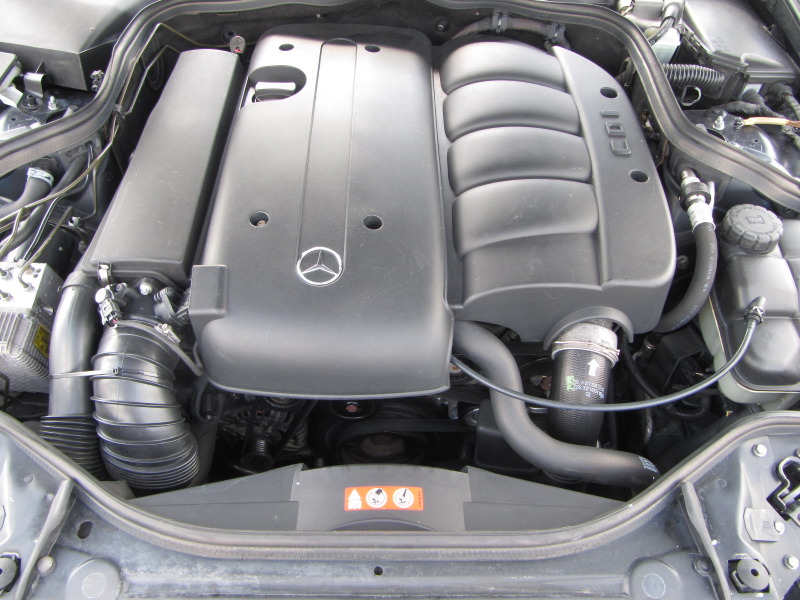 Mercedes-Benz E 220 2.2CDI-150к-АВТОМАТ, снимка 14 - Автомобили и джипове - 46385200
