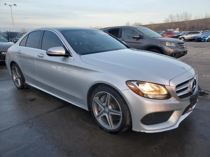 Mercedes-Benz C 300, снимка 4 - Автомобили и джипове - 48748354