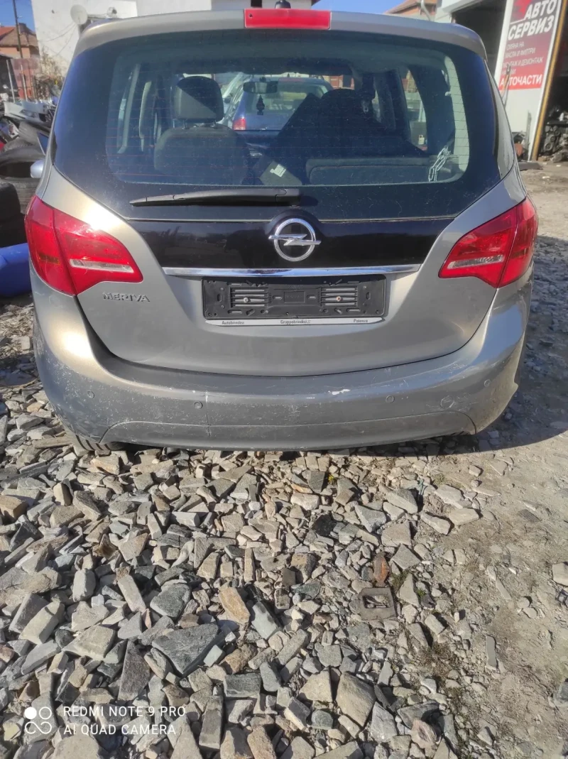 Opel Meriva 1.4 i, снимка 5 - Автомобили и джипове - 49025561