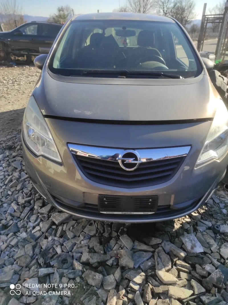 Opel Meriva 1.4 i, снимка 1 - Автомобили и джипове - 49025561