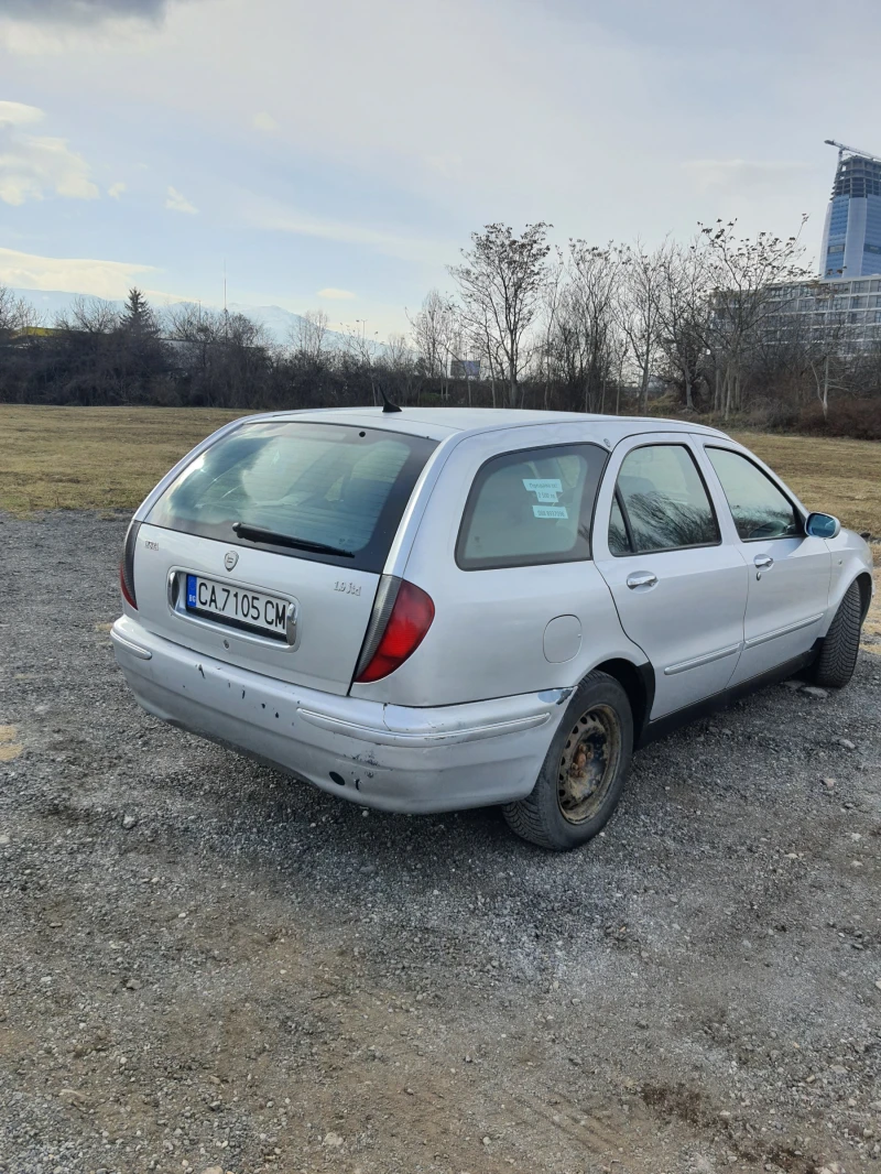 Lancia Lybra 1.9 JTD, снимка 4 - Автомобили и джипове - 49130089