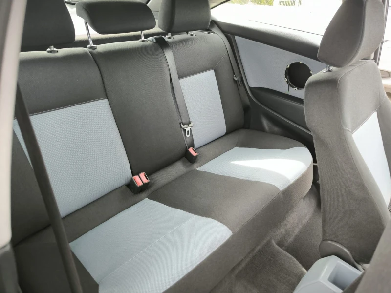 Opel Astra 1.8i, снимка 11 - Автомобили и джипове - 49666658