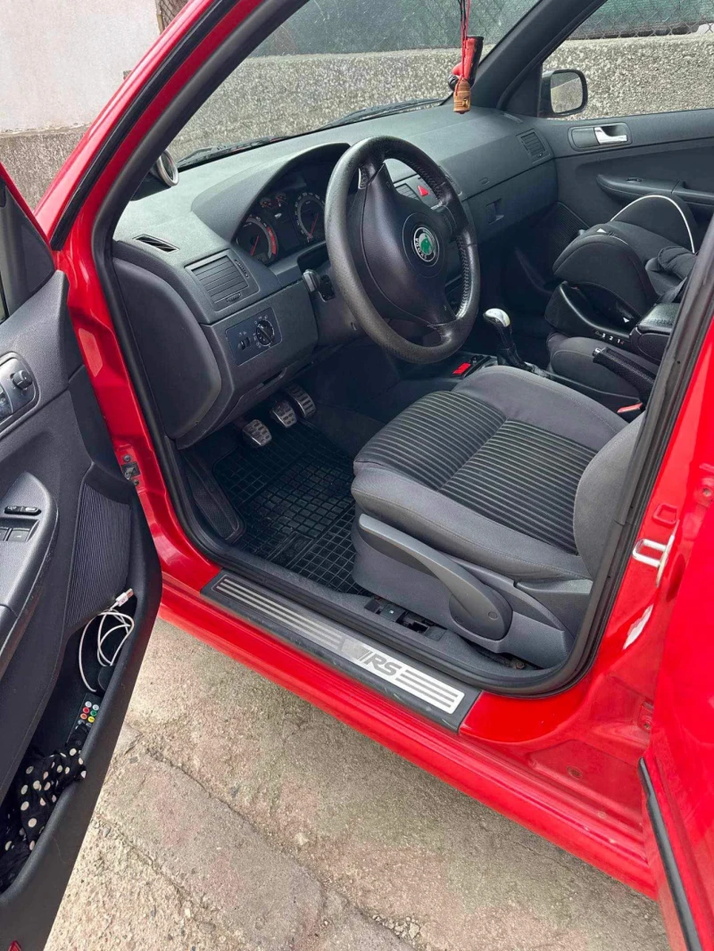 Skoda Fabia, снимка 6 - Автомобили и джипове - 52893201