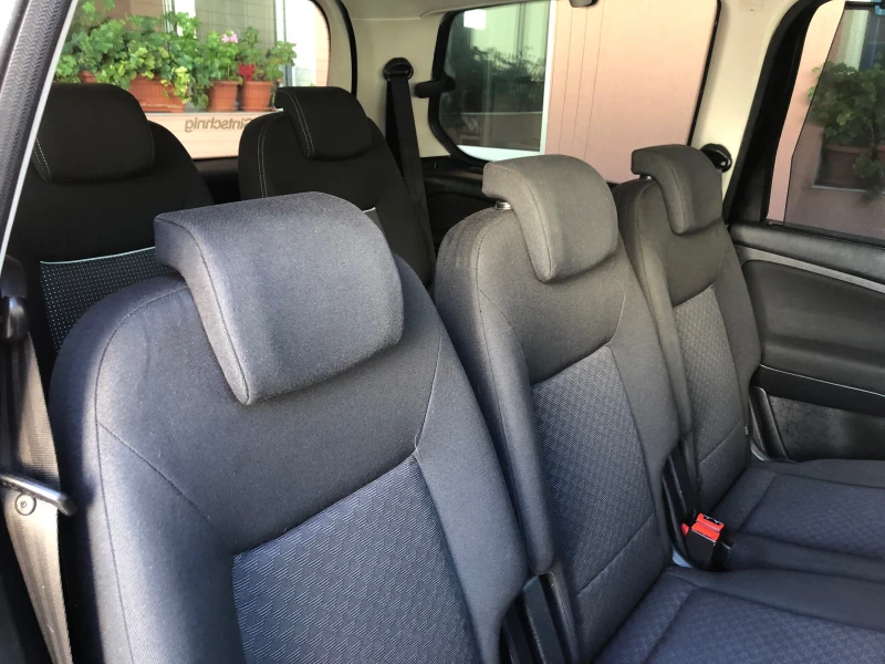 Ford Galaxy Ghia 7 места, снимка 13 - Автомобили и джипове - 51729707