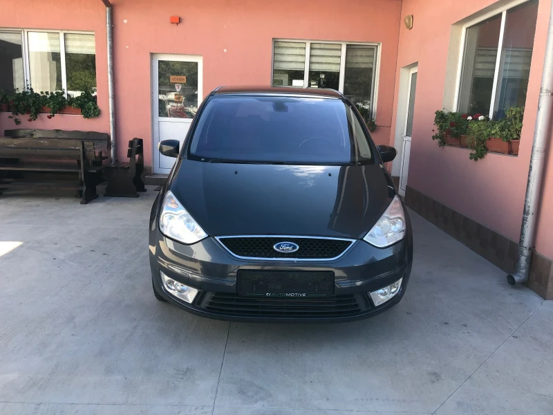 Ford Galaxy Ghia 7 места