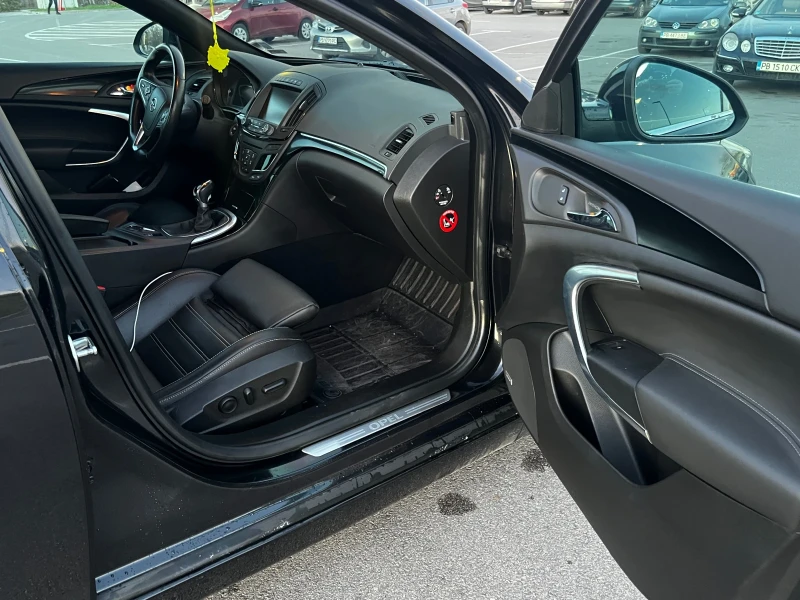 Opel Insignia 2.0 4x4, снимка 9 - Автомобили и джипове - 52515791