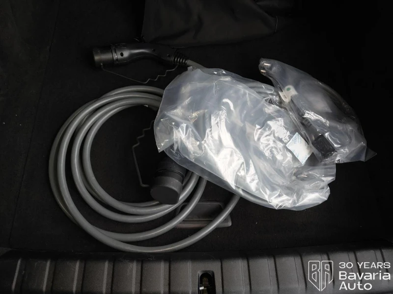 BMW i4 40 xDrive M Sport Paket, снимка 13 - Автомобили и джипове - 52835413