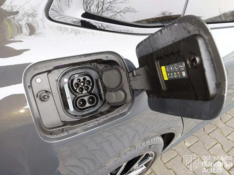 BMW i4 40 xDrive M Sport Paket, снимка 14 - Автомобили и джипове - 52835413