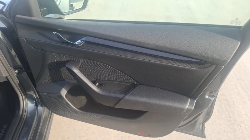 Skoda Octavia, снимка 6 - Автомобили и джипове - 53073020