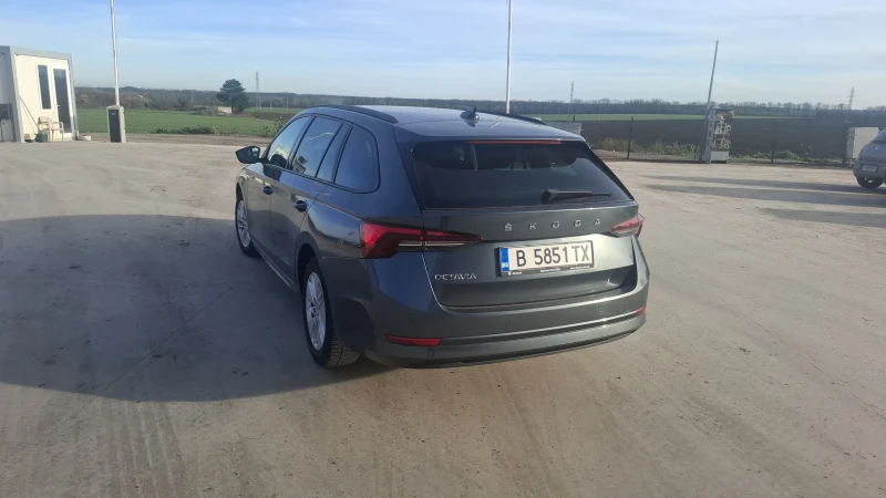 Skoda Octavia, снимка 15 - Автомобили и джипове - 53073020