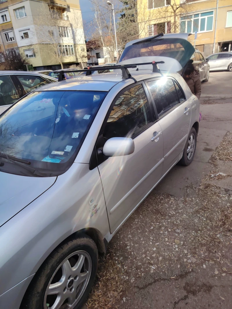 Toyota Corolla, снимка 13 - Автомобили и джипове - 53210334
