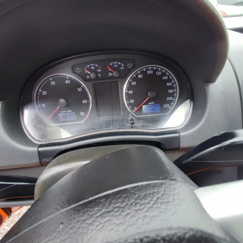 VW Polo 1.2i* CROSS* KLIMATRONIK* , снимка 12 - Автомобили и джипове - 53304281