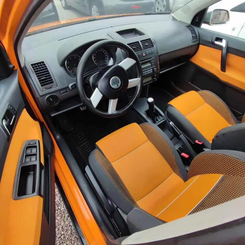 VW Polo 1.2i* CROSS* KLIMATRONIK* , снимка 9 - Автомобили и джипове - 53304281