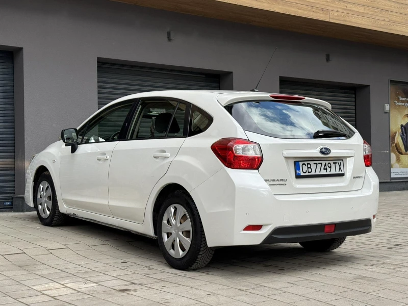 Subaru Impreza 1.6* КАСКО* РЕАЛНИ КМ* ПЕРФЕКТНА, снимка 4 - Автомобили и джипове - 53447303