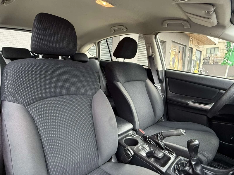 Subaru Impreza 1.6* КАСКО* РЕАЛНИ КМ* ПЕРФЕКТНА, снимка 11 - Автомобили и джипове - 53447303