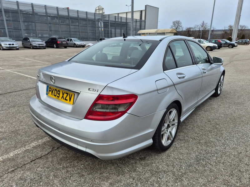 Mercedes-Benz C 220 AMG, снимка 3 - Автомобили и джипове - 53594627