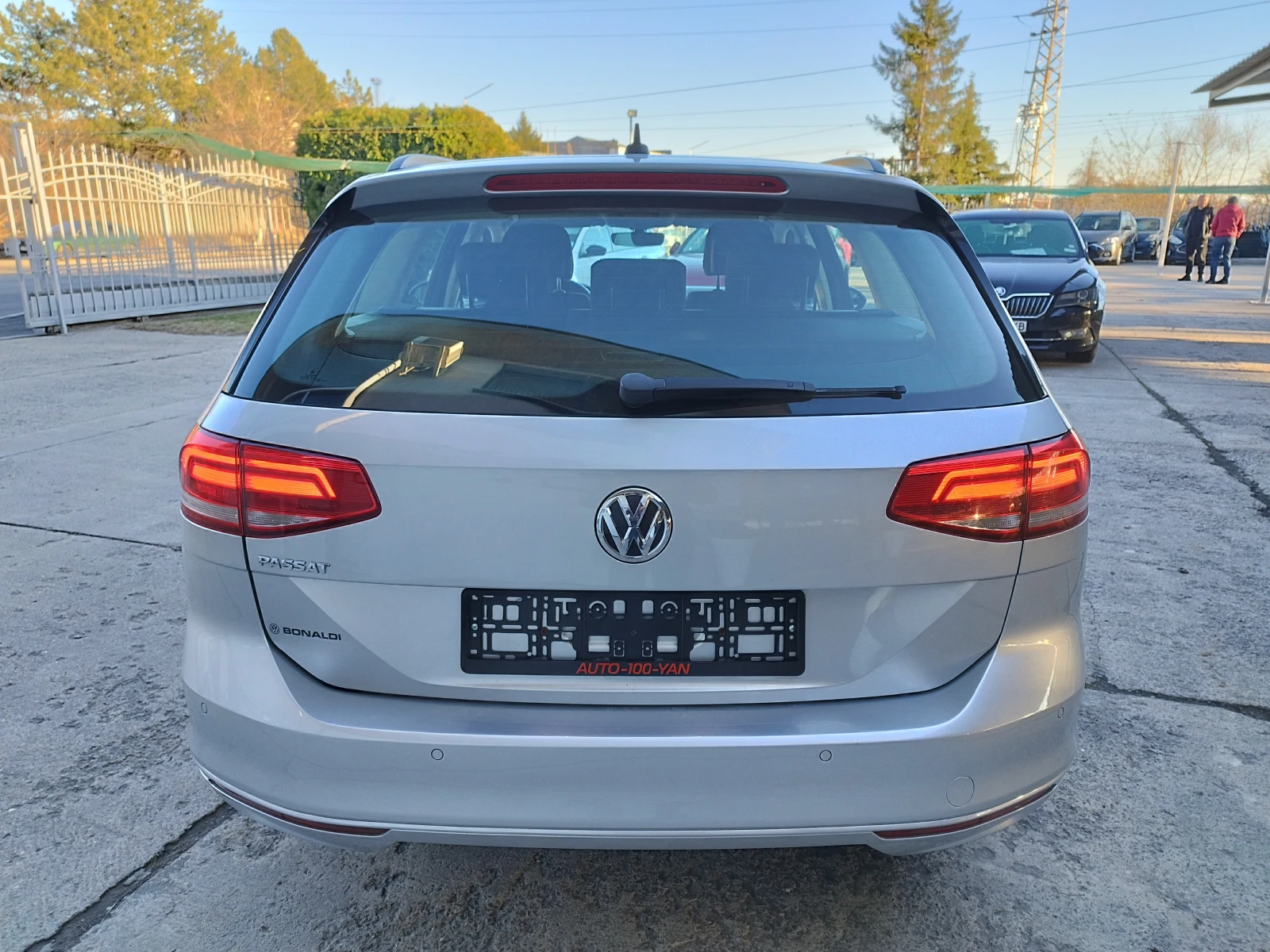 VW Passat 2.0TDI DSG - изображение 5