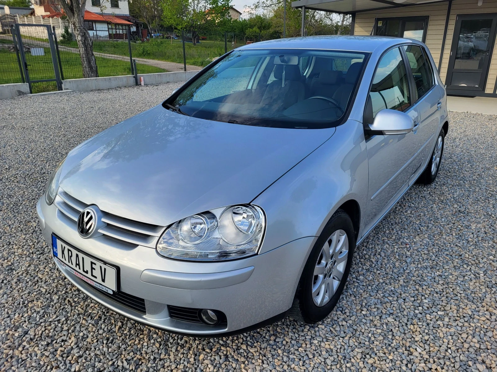 VW Golf 1.6 ГАЗ  - изображение 2