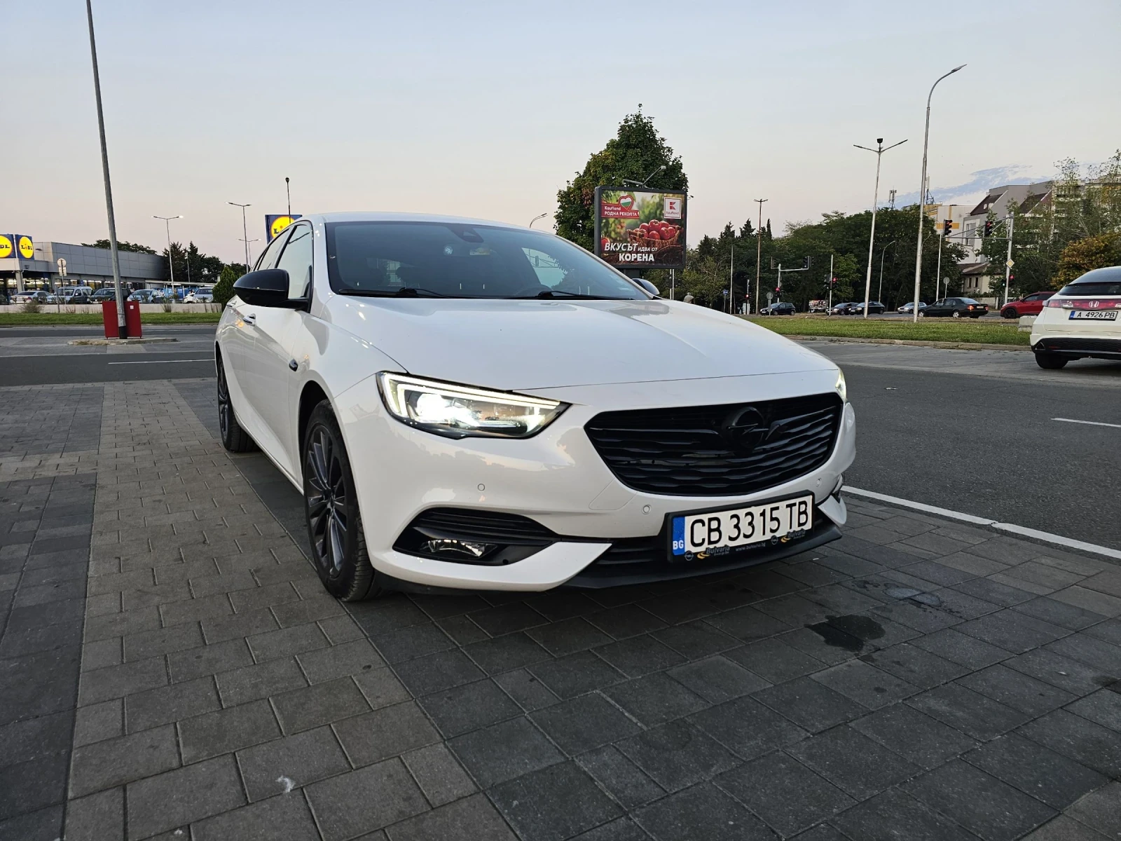 Opel Insignia GS innovation Пълна История - изображение 3