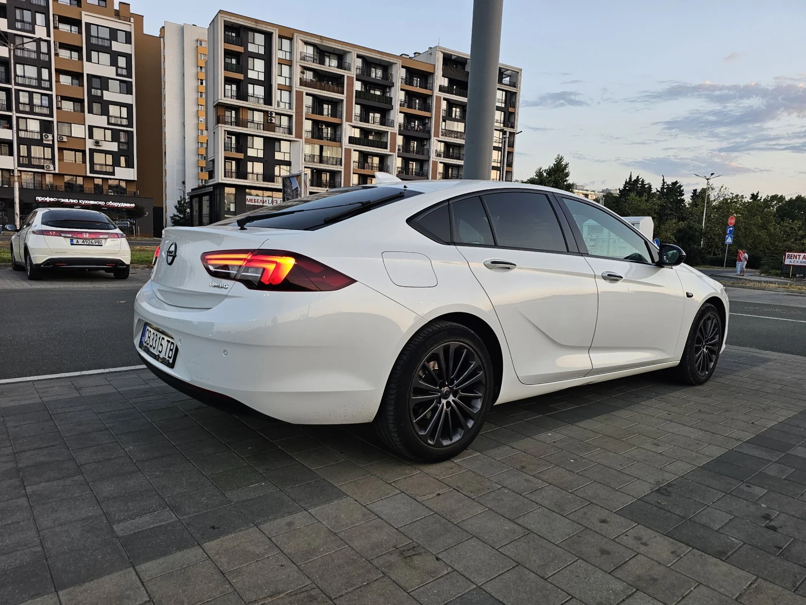 Opel Insignia GS innovation Пълна История - изображение 7
