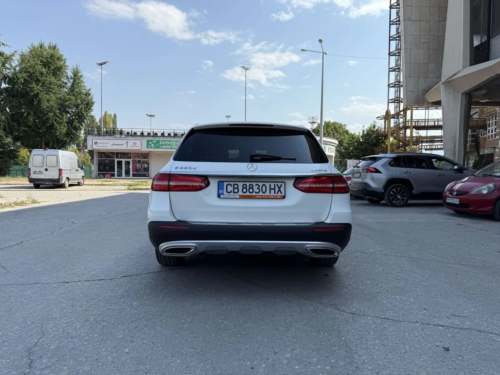 Mercedes-Benz E 220 All terrain  - изображение 6