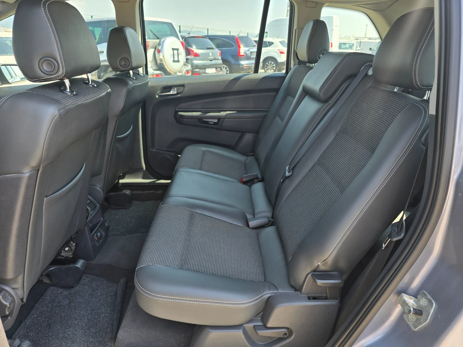 Opel Zafira 1.9D 120 7    4 | Mobile.bg   13